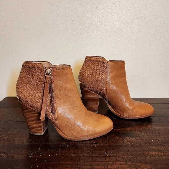 Coach Heidi Heeled Booties Camel Leather Woven - Picture 1 of 9